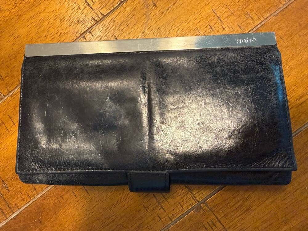 Vintage Hobo The Original Clutch Wallet Black Leather Silver Tone Frame pockets